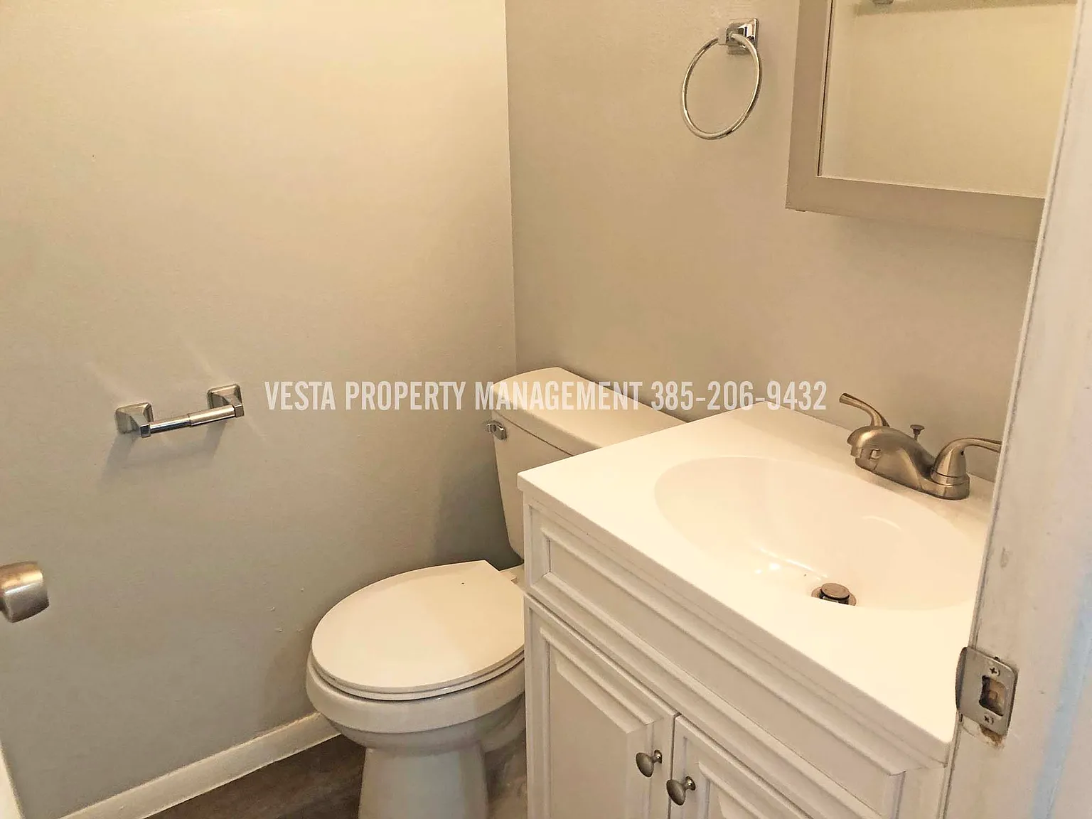 3 bed, 1.5 bath, 1200 sqft, $1,295 — Photo 4