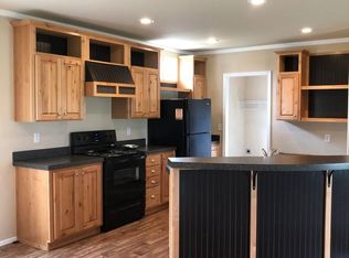 6886 S Miller Rd, Hubbard, OR 97032