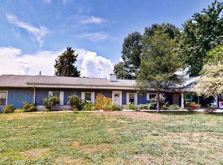 4809 Riversedge Rd, Louisville, TN 37777