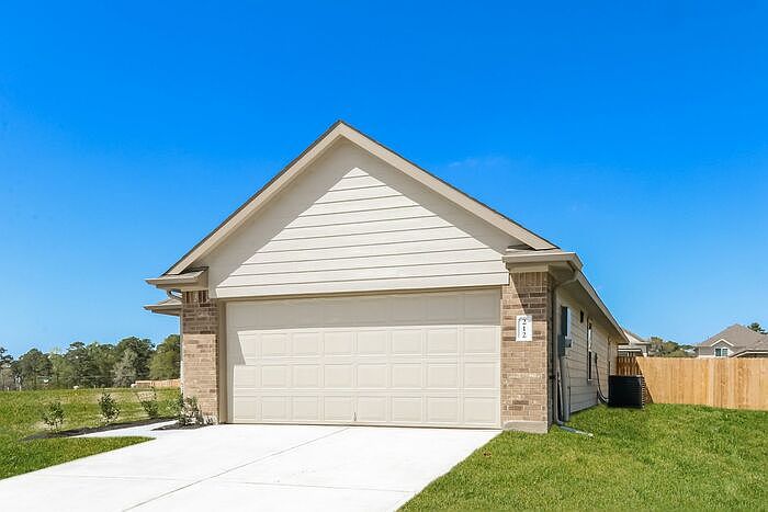 2nd image of 212 Pronghorn Dr