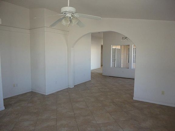 Additional Living Room