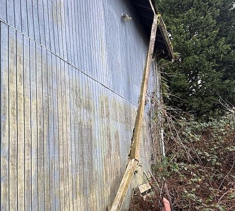 4th image of 16221 75th Street E