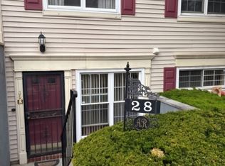 28 Rutgers Dr, Newark, NJ
