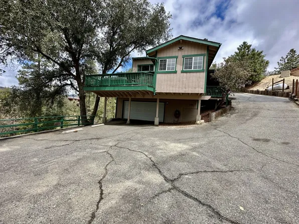27225 Bluegrass Ct, Idyllwild, CA 92549