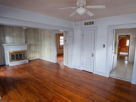 5th image of 3708 La Luz Ave