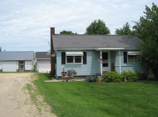 3912 Business 20 W, Freeport, IL 61032