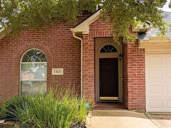 5th image of 1303 S Teal Estates Cir