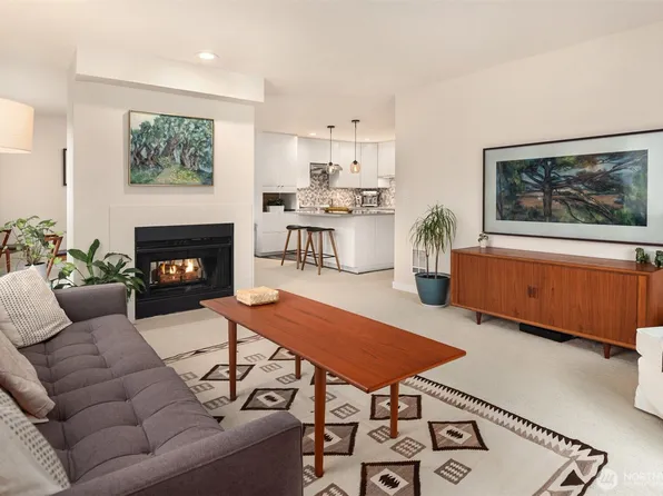 5225 50th Avenue NE #208, Seattle, WA 98105
