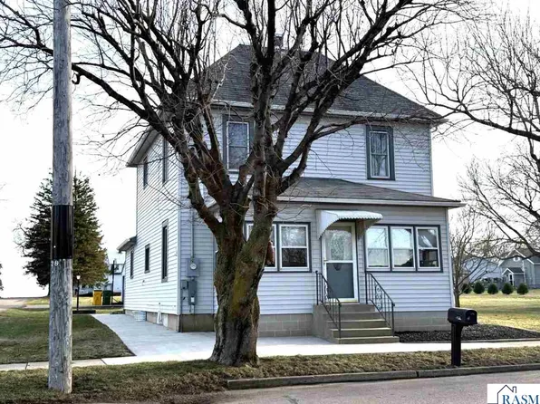 18237 Sperl Ave, Searles, MN 56073