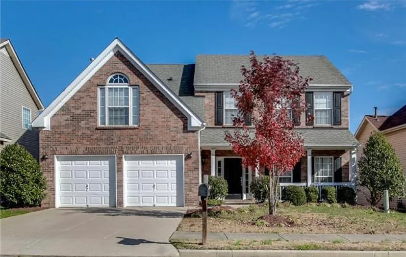 5044 Cobblestone Creek Dr — Photo 1