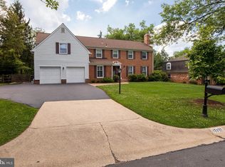 12432 Over Ridge Rd, Rockville, MD 20854