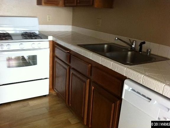 4th image of 2604 Sunny Slope Dr