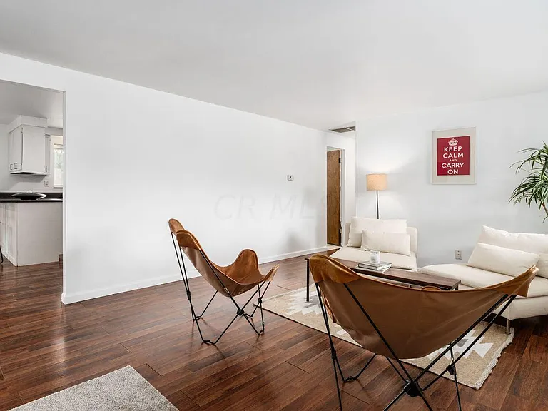 5614 Copenhagen Dr — Photo 8