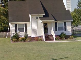 677 Davenport Farm Rd, Winterville, NC 28590