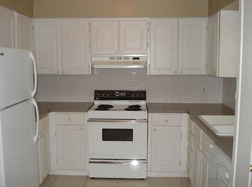 3rd image of 2620 Cleveland St