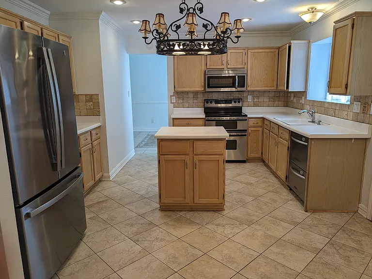 5232 Goodman Dr — Photo 8