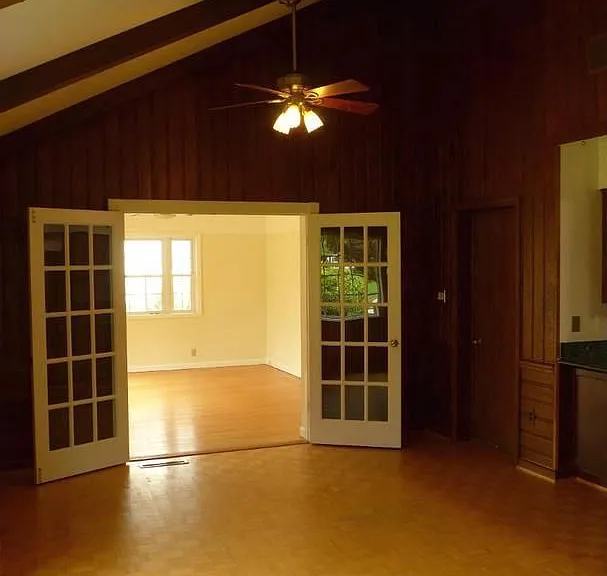 6301 Evermay Dr — Photo 12