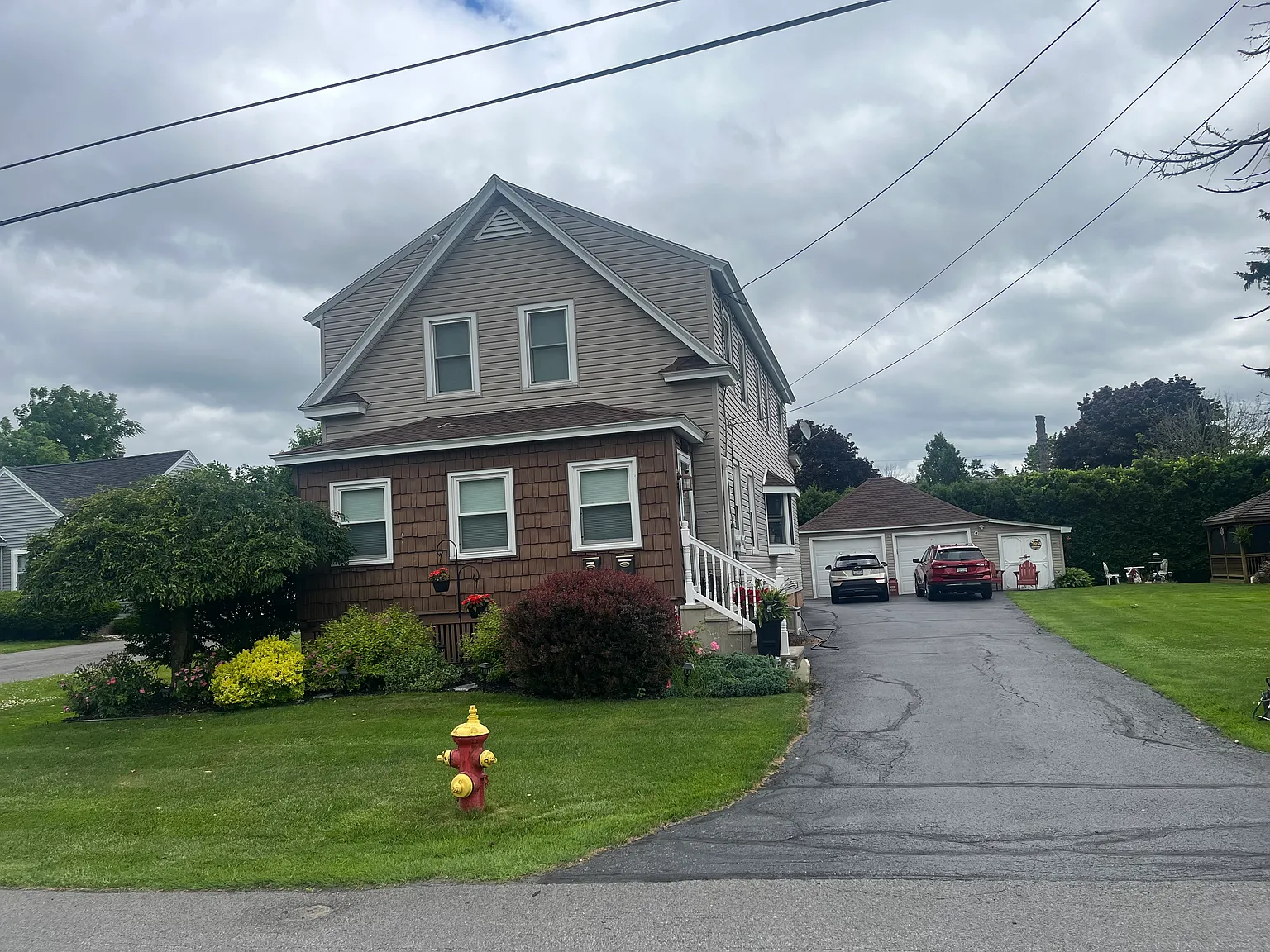 2 bed, 1000 sqft, $1,250 — Photo 1