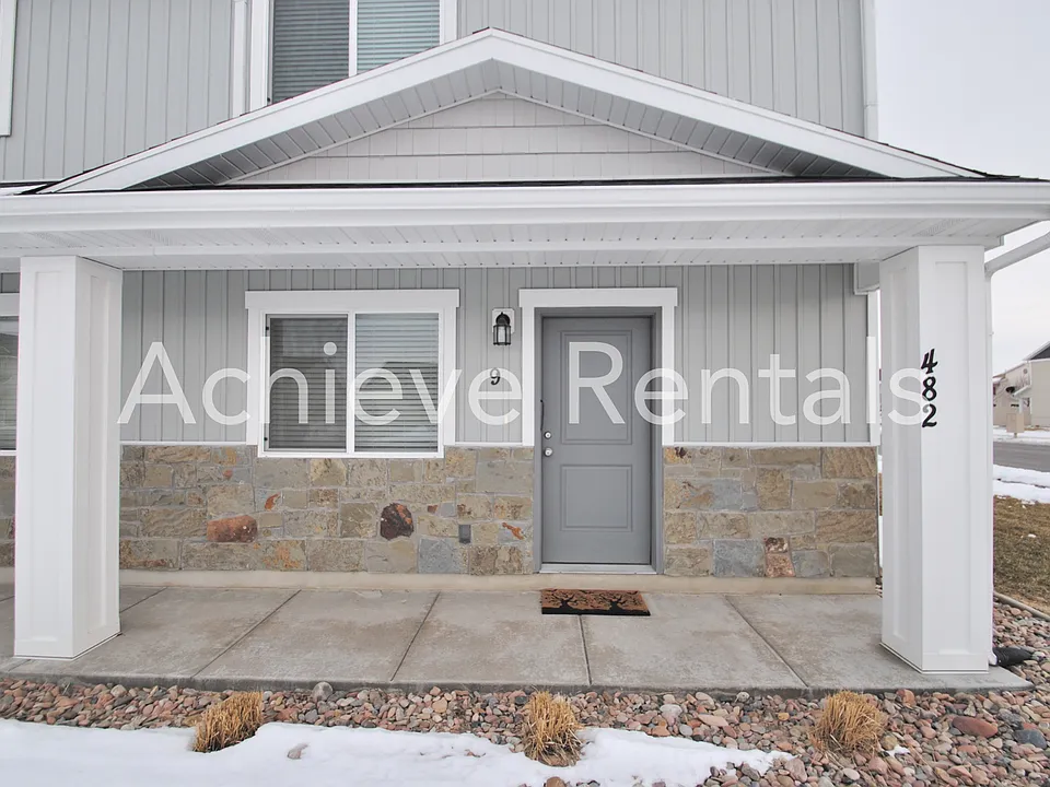 482 N 2650 W #9