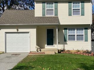 10 Irwin Ave, New Castle, DE 19720