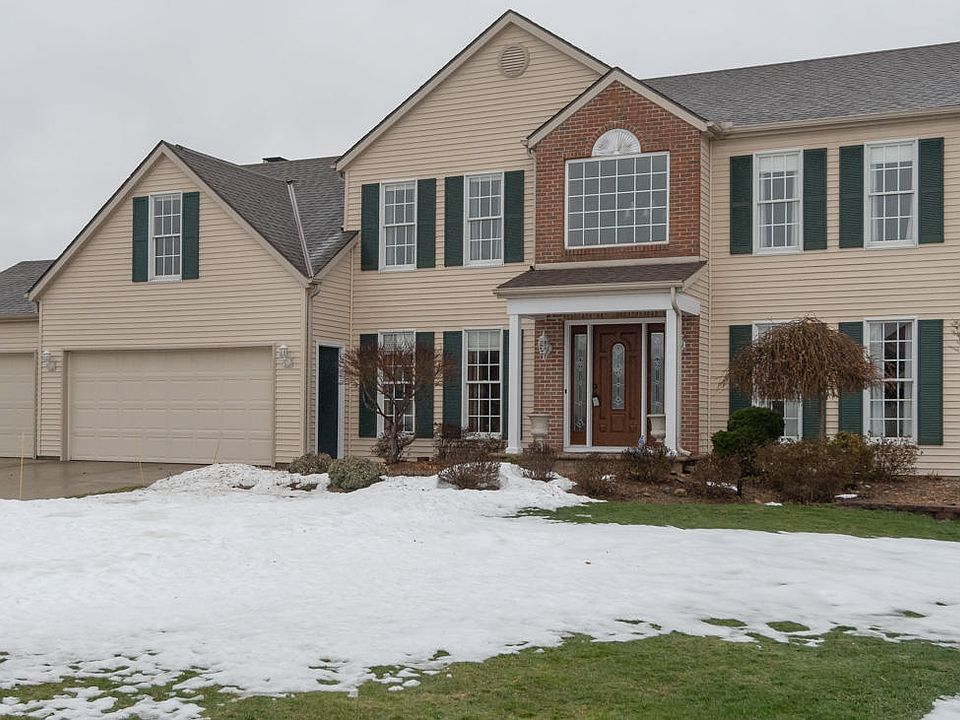 1st image of 2589 Bell Cir