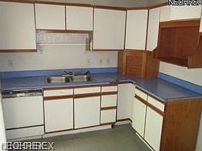 4th image of 62 W Glendale St
