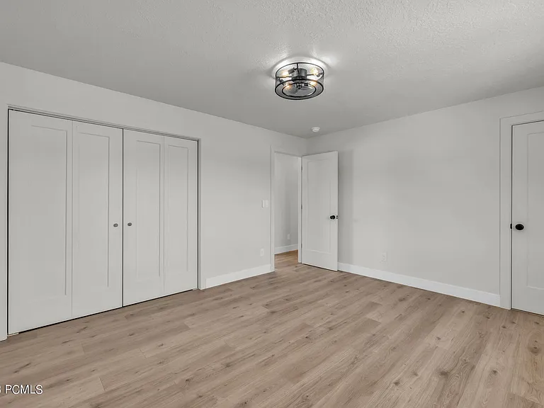 6236 N Countryside Cir — Photo 13