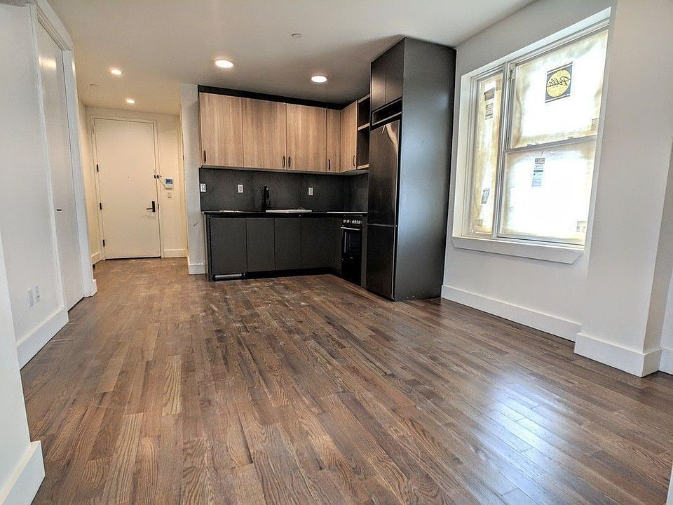 1st image of 171 Linden Blvd #5L