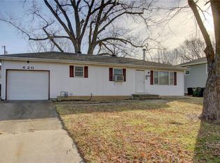 620 N Woodland Rd, Olathe, KS 66061