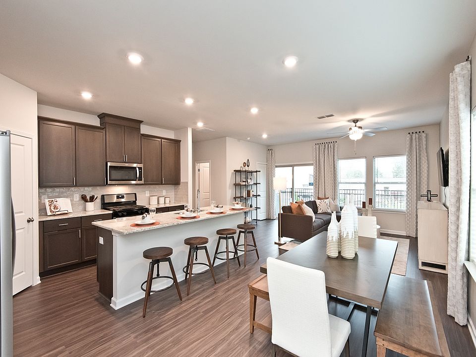 Opal plan modeled at Bryson Meadows.