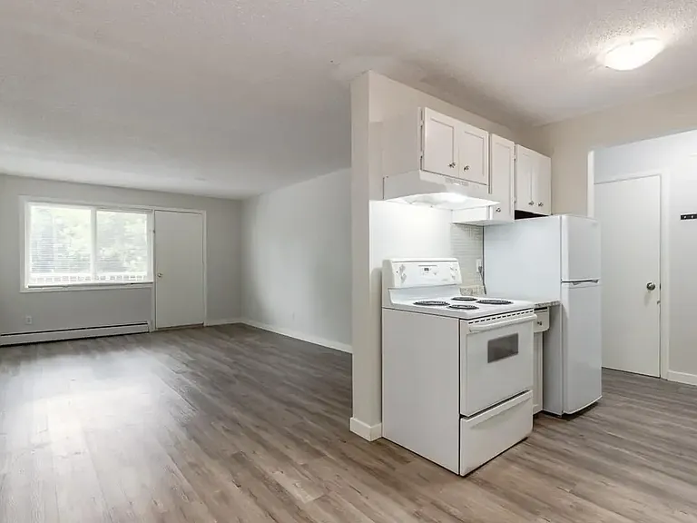 29 Spruce Ave — Photo 13