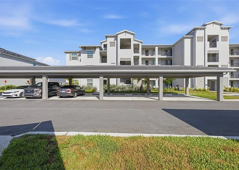 17595 Opal Sand Dr #302