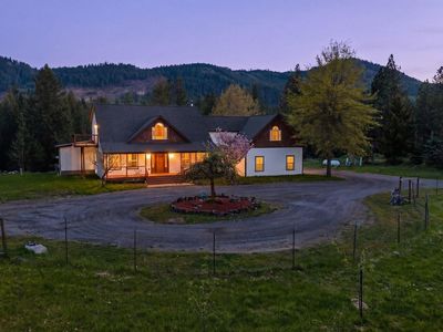 192 Bobbie Lynn Ln, Sagle, ID, 83860
