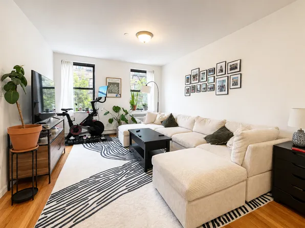 539 East 6th Street image 1 of 11