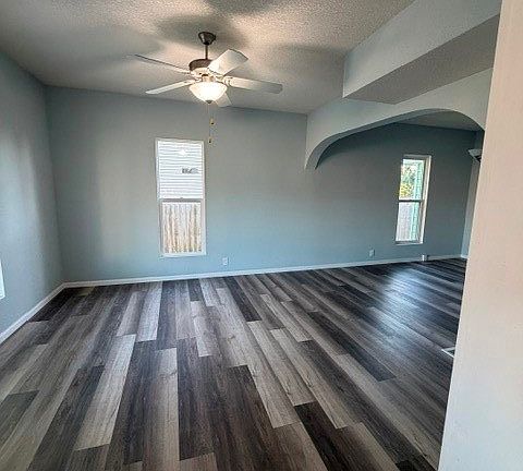5th image of 1423 3rd St
