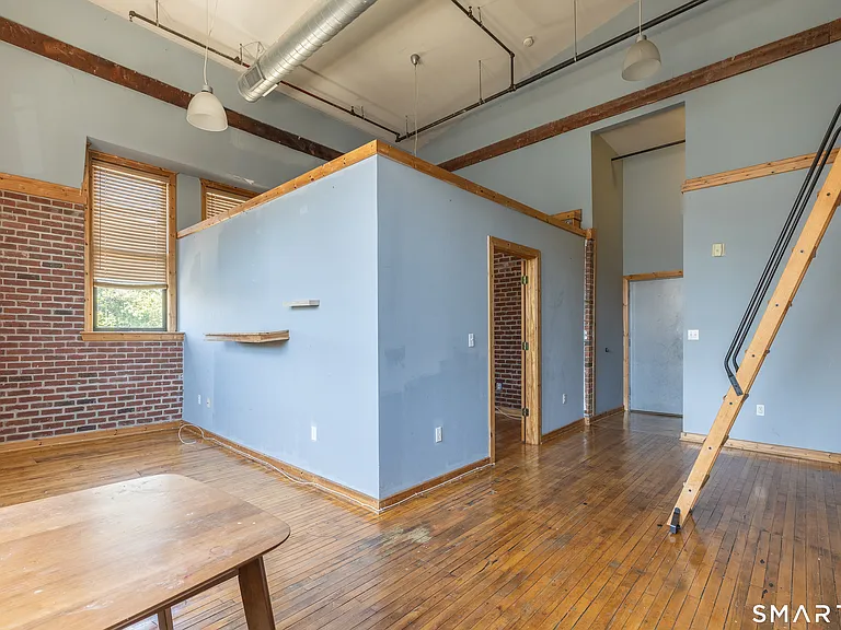 325 Myrtle Ave #1205 — Photo 4