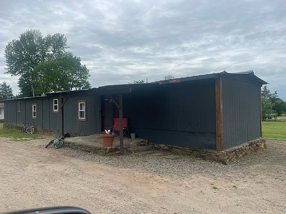 2nd image of 8761 Highway 282