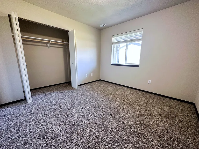 Heritage Townhomes and Apartments — Photo 9
