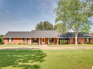 1530 Leckie Rd, Eros, LA 71238