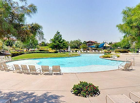 2nd image of 4013 Kimbell Dr