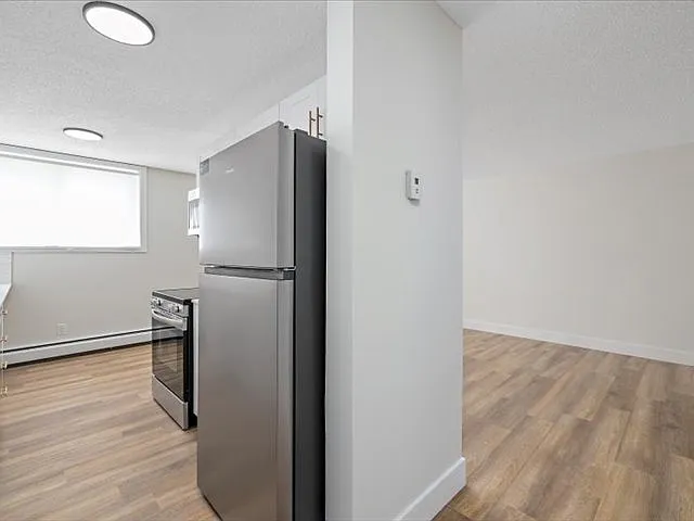10630 114th St NW — Photo 32
