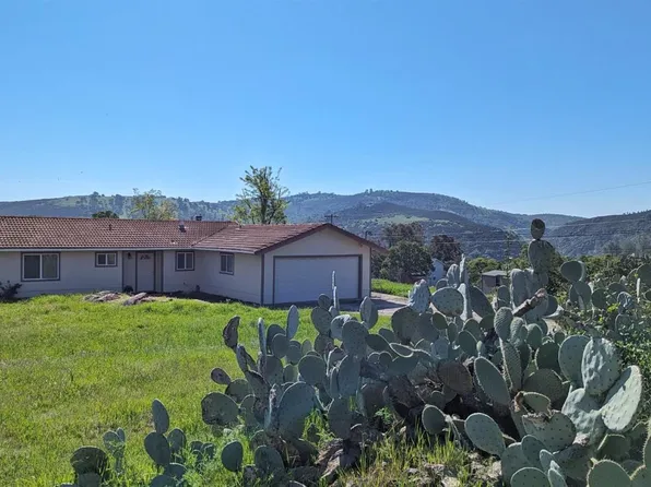4227 Hartvickson Ln, Valley Springs, CA 95252
