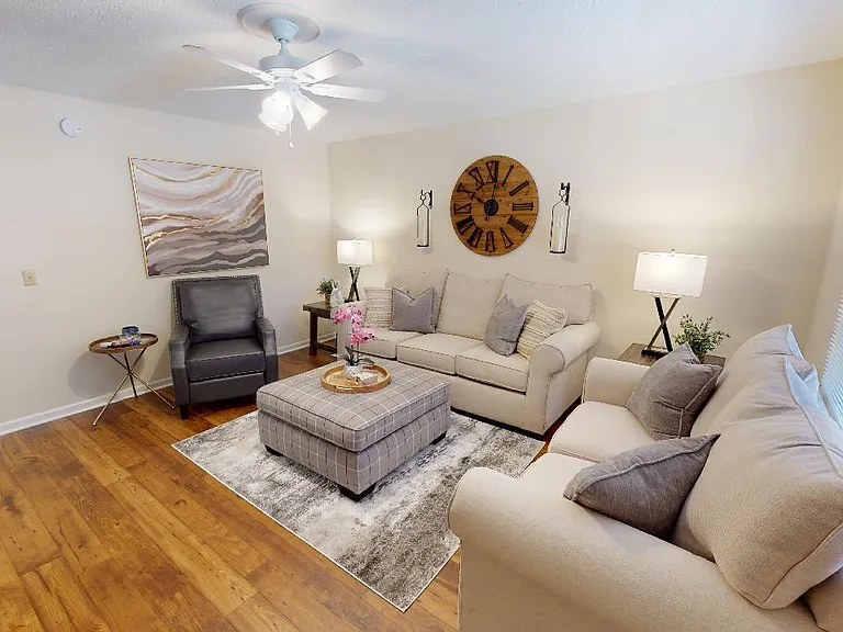 Aspen Village Apartment Homes — Photo 10