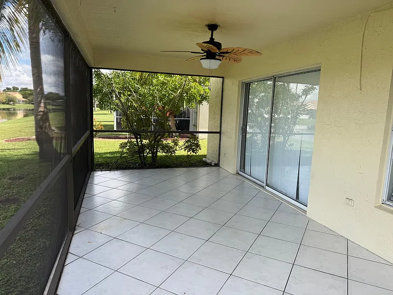 22492 Middletown Dr — Photo 22