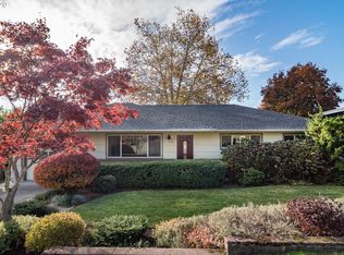 1577 NW Evans Ave, Roseburg, OR 97471