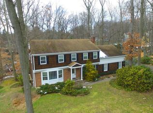 150 Bamm Hollow Rd, Middletown, NJ 07748