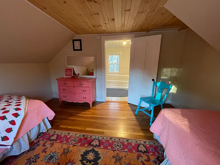 180 Sea Rd — Photo 15