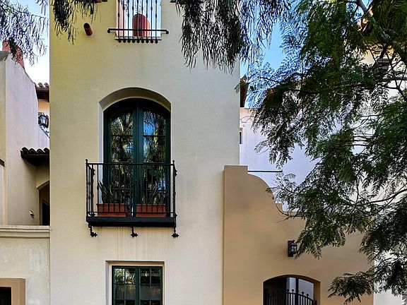5th image of 929 Laguna St Unit D