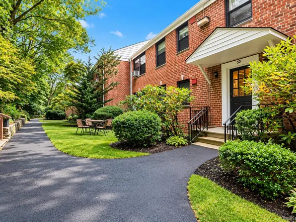 50 Rockledge Road #1B, Hartsdale, NY 10530