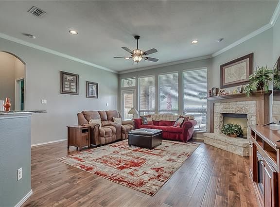 3rd image of 1772 Harvest Ln